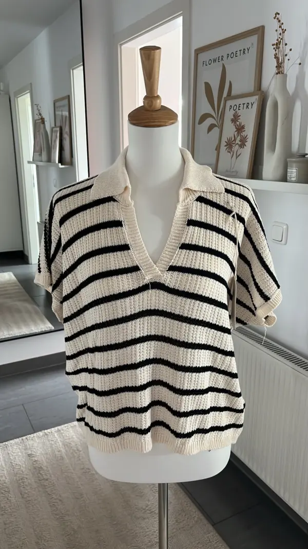T-Shirt Häkeloptik beige