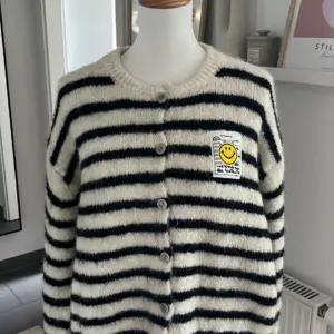 Cardigan Smily schwarz/creme