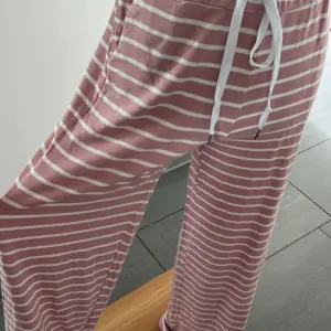 Hose gestreift Rosa/weiß