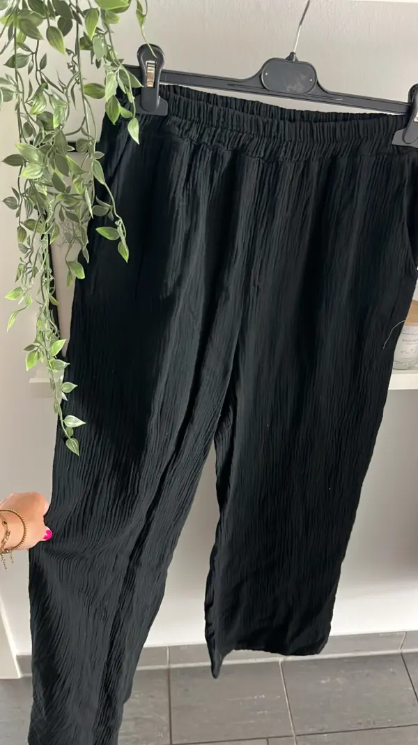 Musselin Hose schwarz