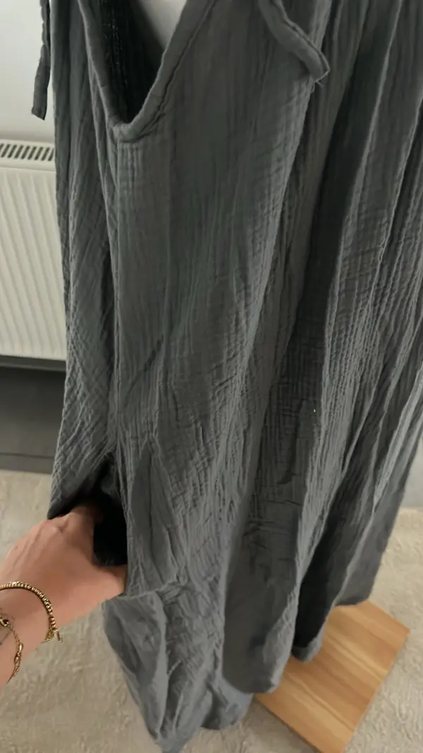 Musselin Kleid Grau – Bild 2
