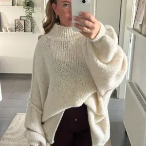 Strickpulli Oversize Creme