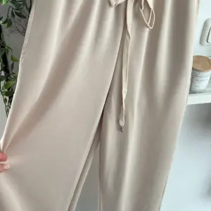Soft Jogger Hose Creme/Beige